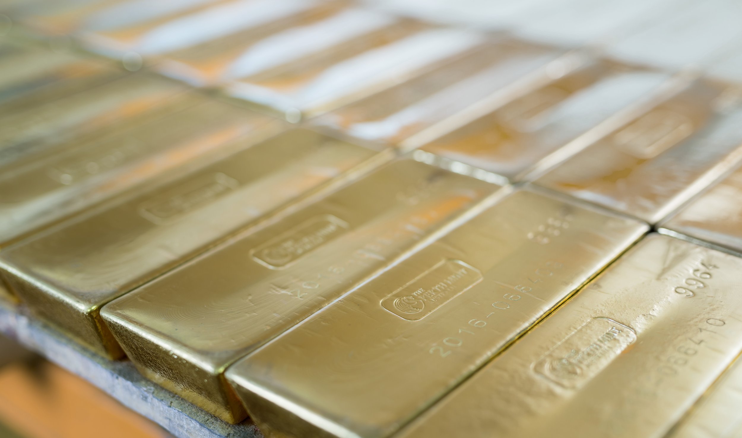 Buying Gold: What to buy - bars vs coins