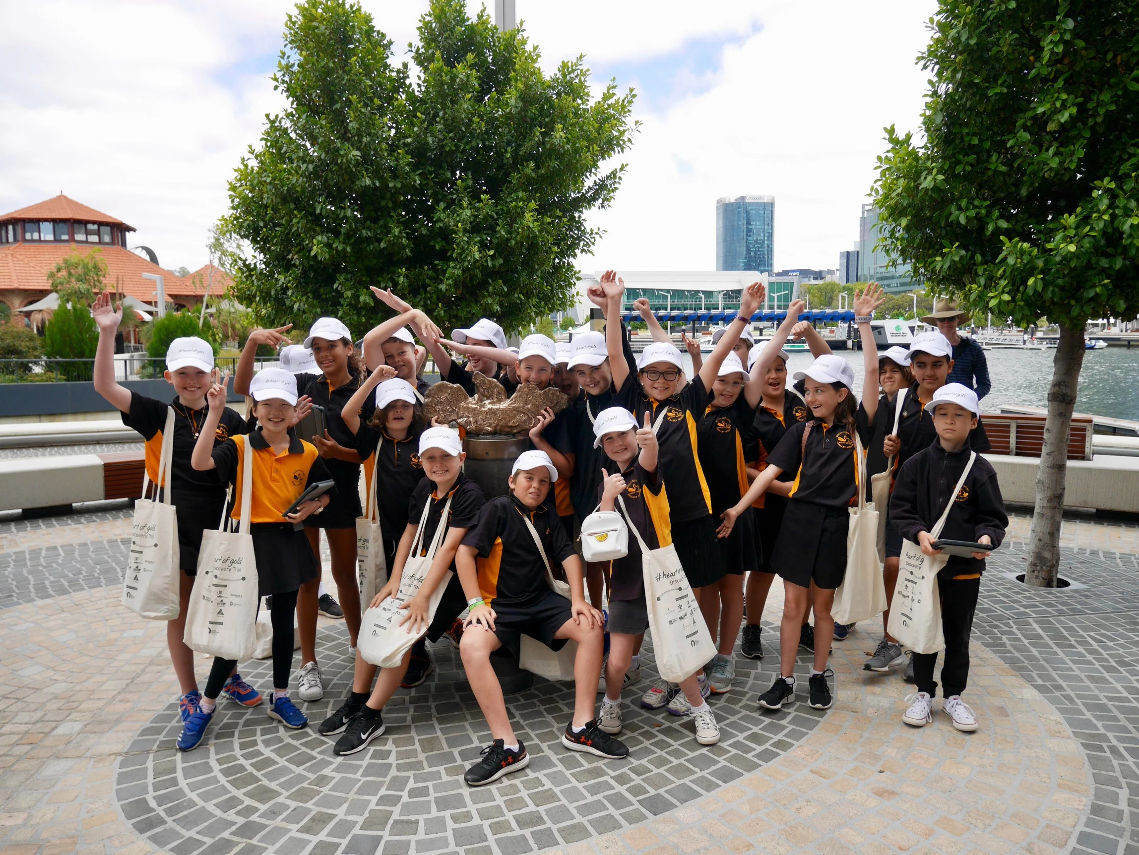 Students win virtual lesson in gold