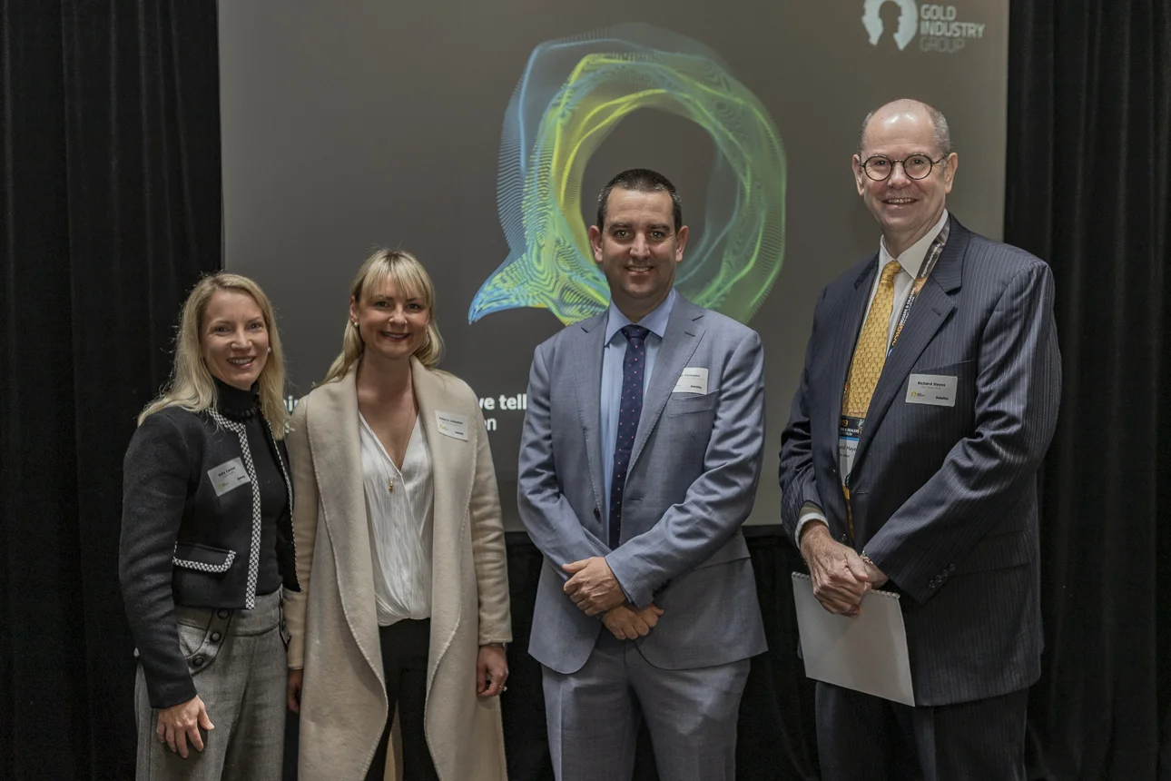 (L-R) Gold Industry Group Director and Gold Fields VP Legal and Compliance Kelly Carter, Gold Industry Group Executive Officer Rebecca Johnston, Saracen Mineral Holdings Managing Director Raleigh Finlayson, with Gold Industry Group Chairman and Perth Mint CEO Richard Hayes.