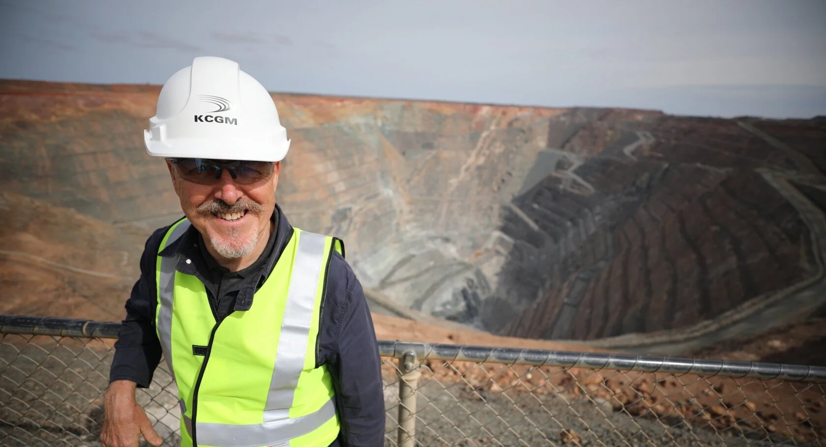 Experience gold with Griff Rhys Jones