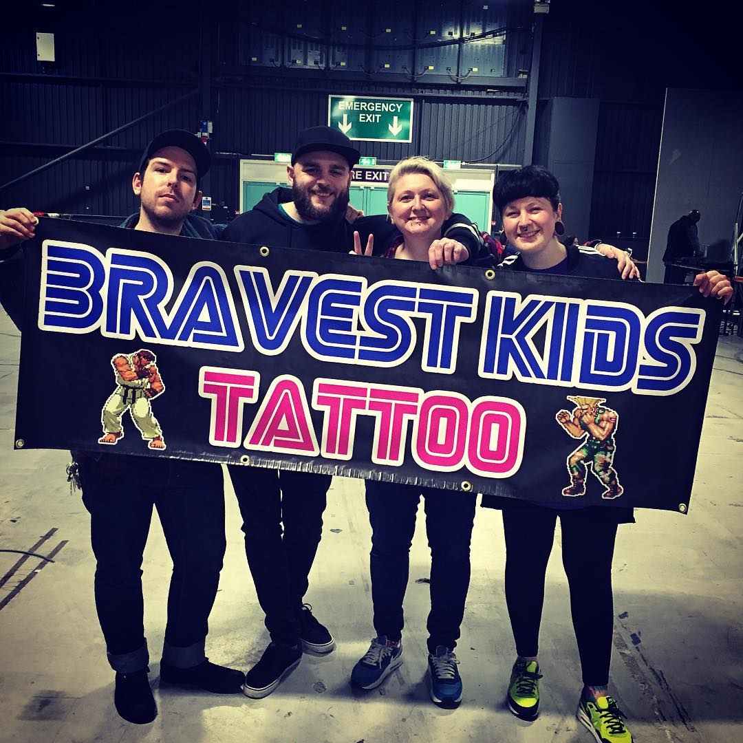 LtoR Alex, Tony, Hayley and Hannah with our new banner!
