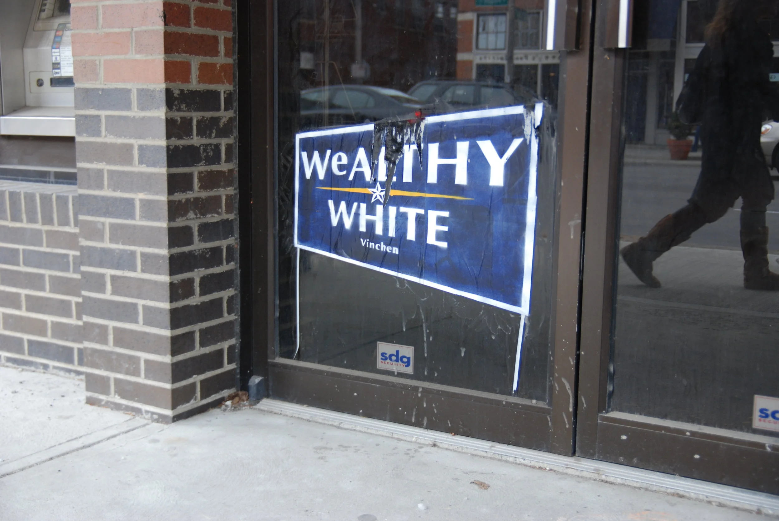 Wealthy_&_white_(3396790322).jpg