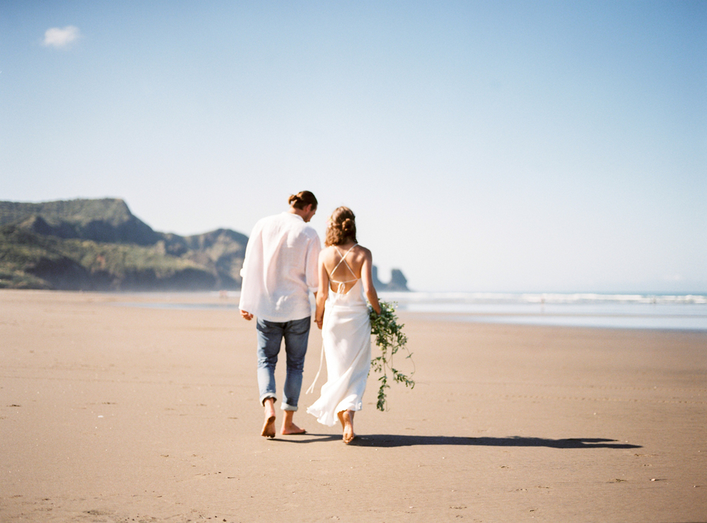 Beach engagement session in New Zealand