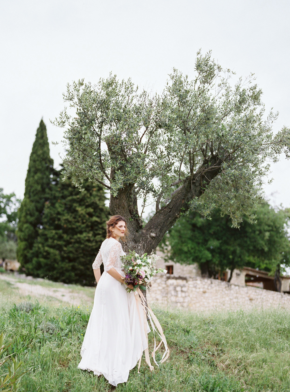 celine_chhuon_photography_provence_wedding_domaine_grillons-1.jpg