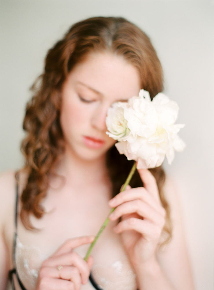 celine-chhuon-photography-boudoir-lace-atelier-wedding-lingerie (12).jpg