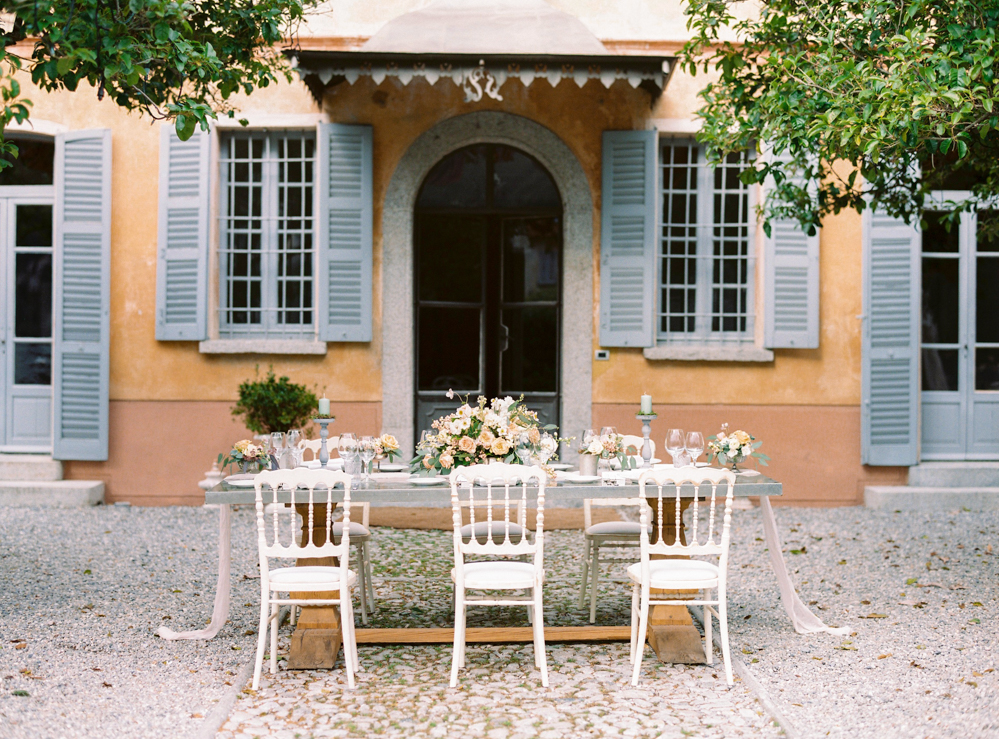 Wedding table in Lake Como