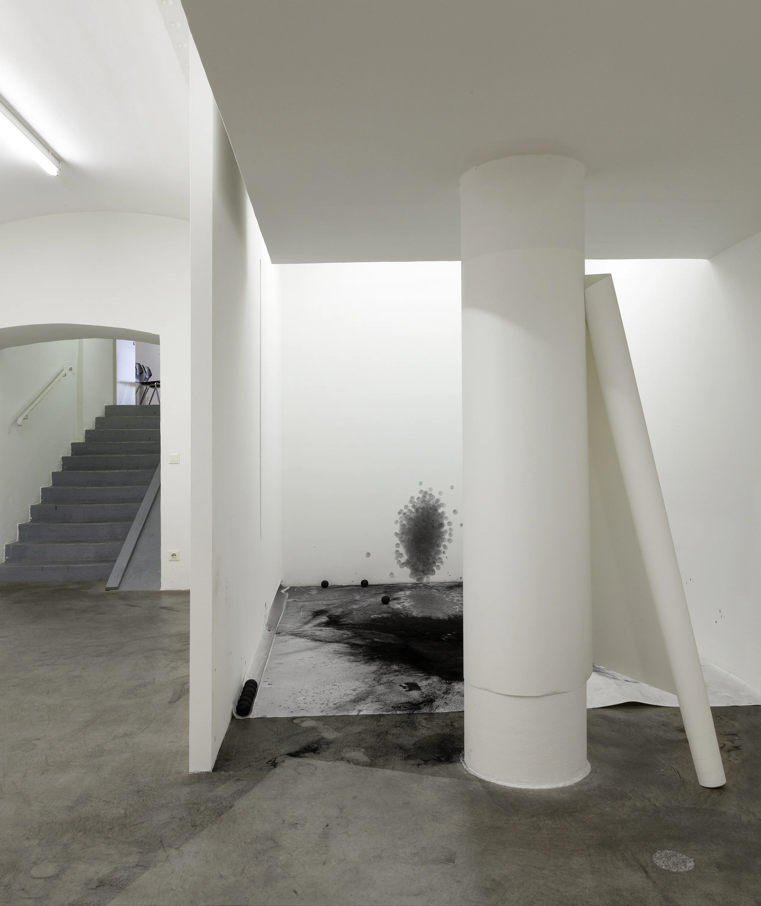 Exhibition View, Galerie Martin Janda, curated by_Joe Scanlan, 2015,Photo: Markus Wörgötter