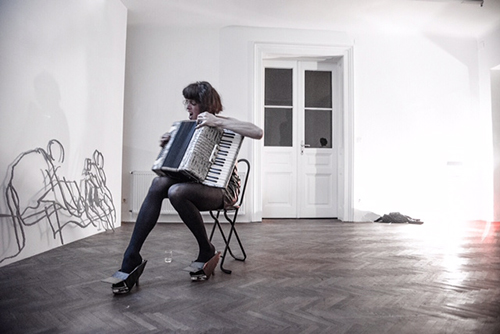 Adam Christensen´s outstanding performance during opening (song-texts by Matthew Dickman) Photo: Francisco Peralta Torrejón