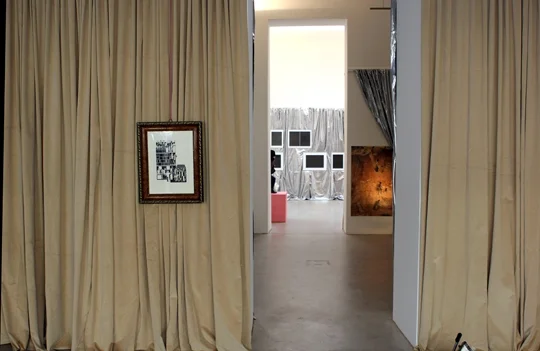 Exhibition View, Raum mit Licht, curated by_Ruth Noack, 2015, Photo: Tina Gverovic