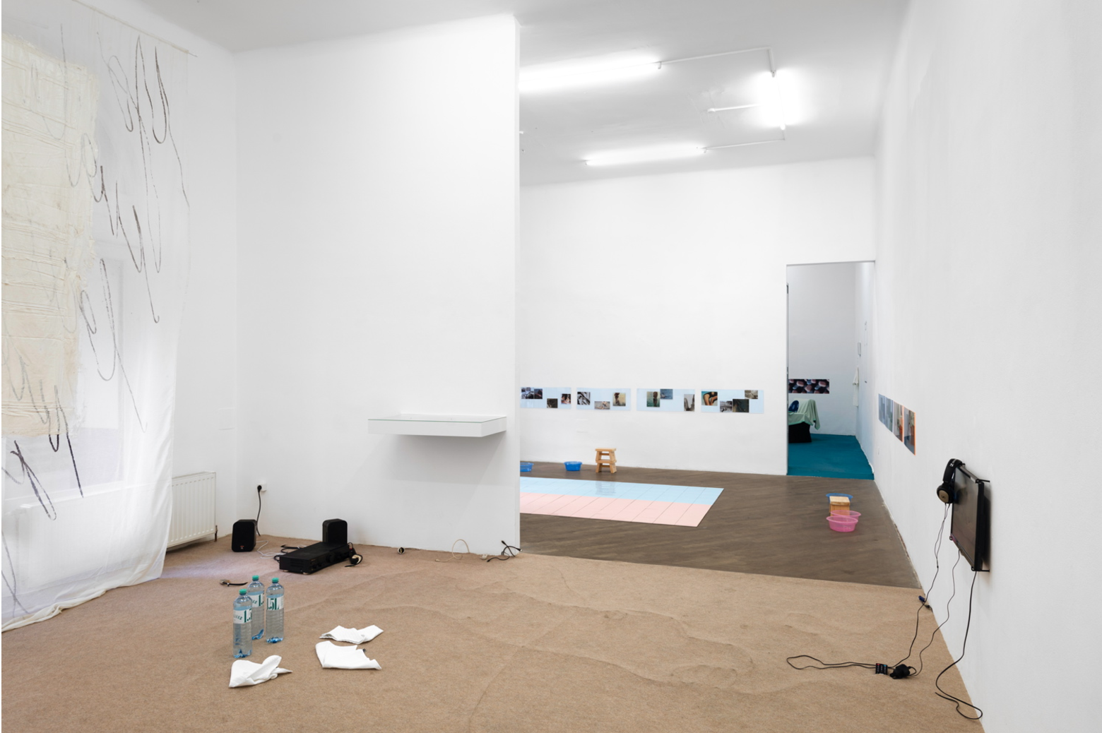 Excerpts from How They Met curated by_Egija Inzule, Exhibition View, Photo: Galerie Emanuel Layr, Vienna, 2014