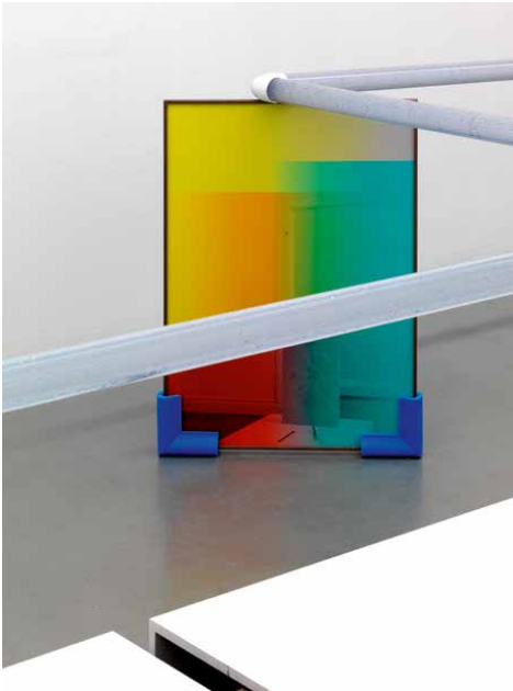 Das kleine i, curated by_Dirck Möllmann, Saskia Noor van Imhoff #+14.11, 2013, A2-C-Print, Luftbefeuchter, Photo: Gert Jan van Rooij