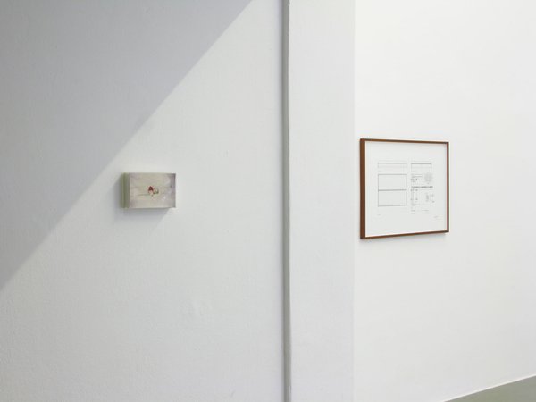 Ready to Sleep (Arbeitstitel) curated_by Sabeth Buchmann, Exhibition View, Galerie Mezzanin, 2014, Photo: Galerie Mezzanin
