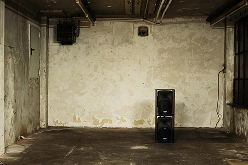 Exhibition View, Galerie Raum mit Licht, Volumes of Stone, curated by_Nav Haq, 2013, Photo: Amélie Chapalain