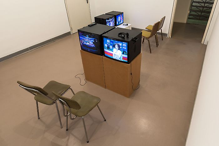Exhibition View, Georg Kargl Fine Arts, Von Zeichen und Körpern, curated by_Thomas Locher, 2012, Photo: Georg Kargl Fine Arts