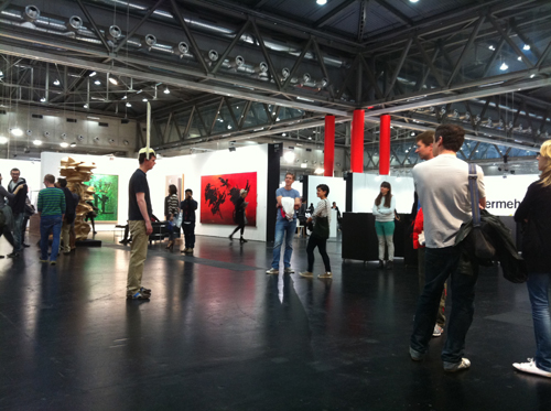 David Sherry, Just Popped Out, 2012 Performance during VIENNAFAIR 2012.