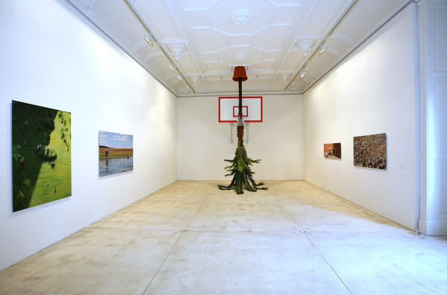 Exhibition View, Galerie Krinzinger, Zwischenlager, curated by_René Block, 2011, Photo: Galerie Krinzinger