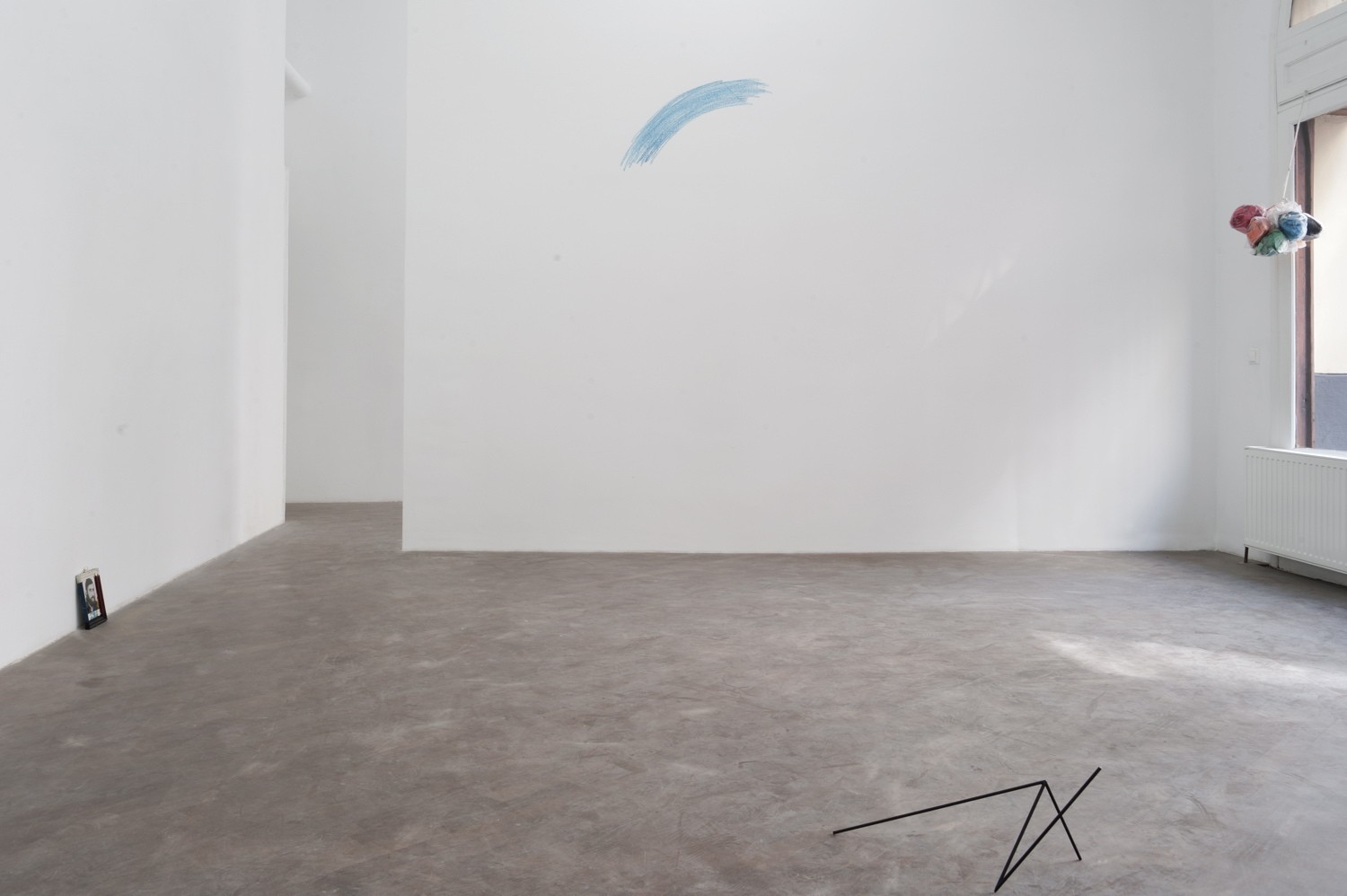 Exhibition View, curated by Severin Dünser & Christian Kobald, 2011, Courtesy: Galerie Emanuel Layr