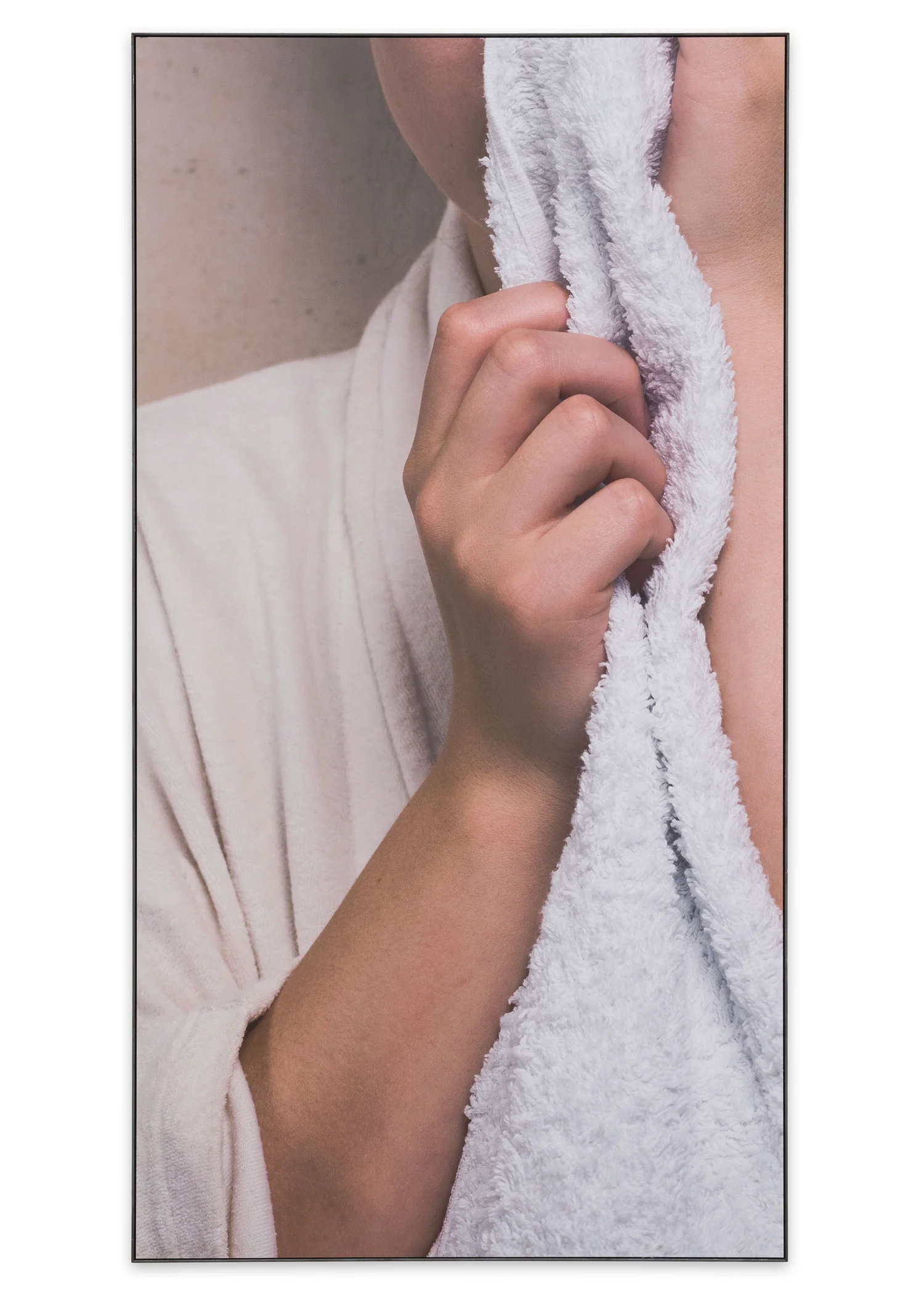 MARINA SULA SOFT POWER 4, 2016 UV-Print auf Dibond, Stahl, 151 x 81 cm (gerahmt) Courtesy Gabriele Senn Galerie, Photo: Iris Ranzinger