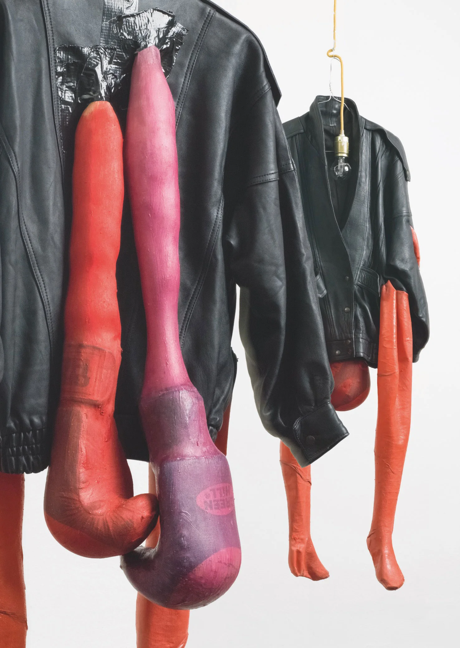 Killing for company 2018 Leda Bourgogne Boxing gloves, cotton pads, nylons, leather jacket, light bulb, cable, hanger; 136x59.5x37.5cm Courtesy of BQ, Berlin Photo: Roman März, Berlin