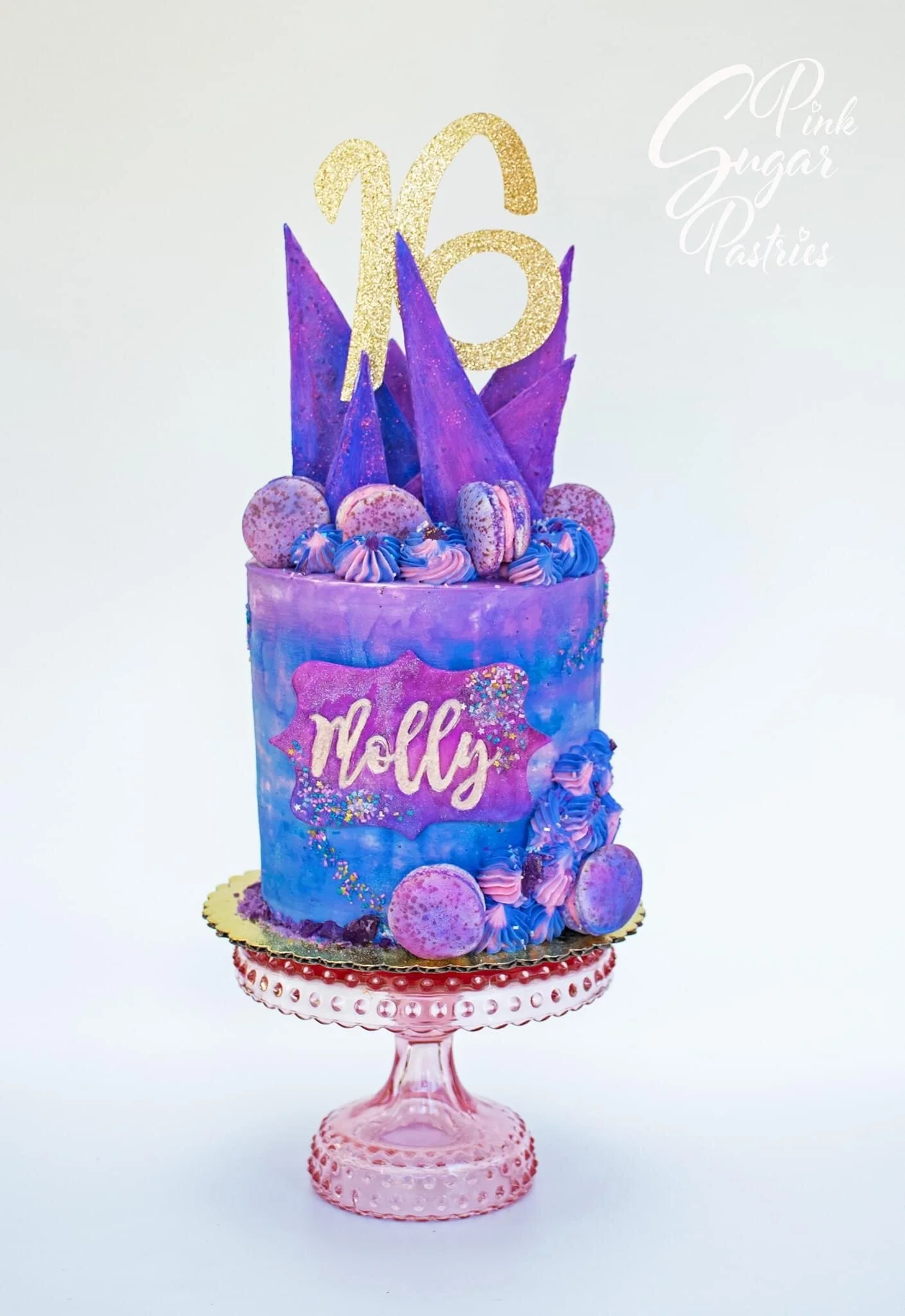 9D18C5F8-F3DB-4604-861D-59FEA92DD209