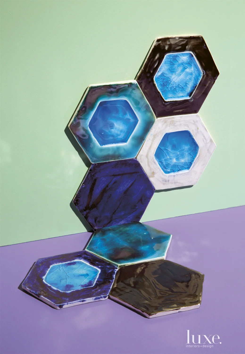 LXCOMM_Market_Materials_Title_5.jpg