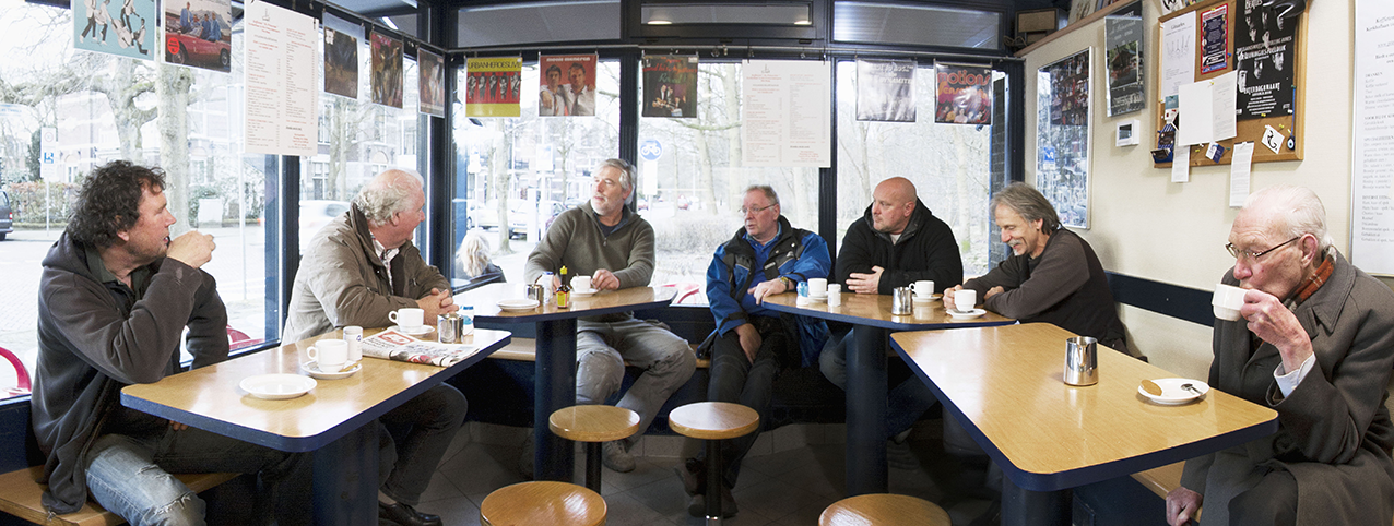 robin-butter-haagsekoffietent-tweedennen-gemeente-den-haag-haags-gemeente-archief-thehague-koffie-coffee-social-documentary.png