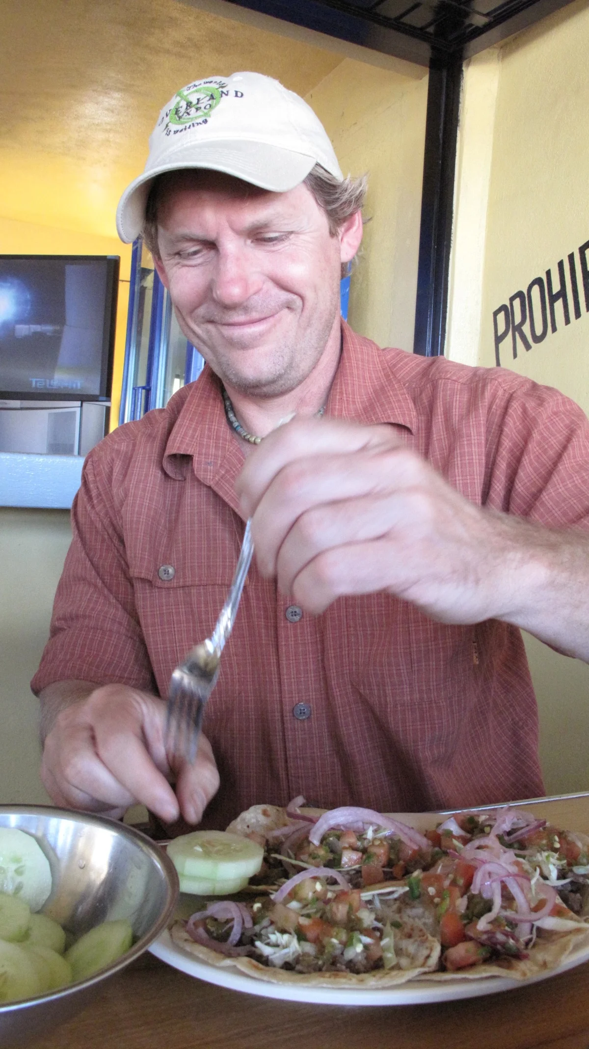 17-way home - obligatory taqueria lunch.jpg