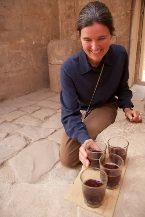 A gift of tea at Medinat Habu