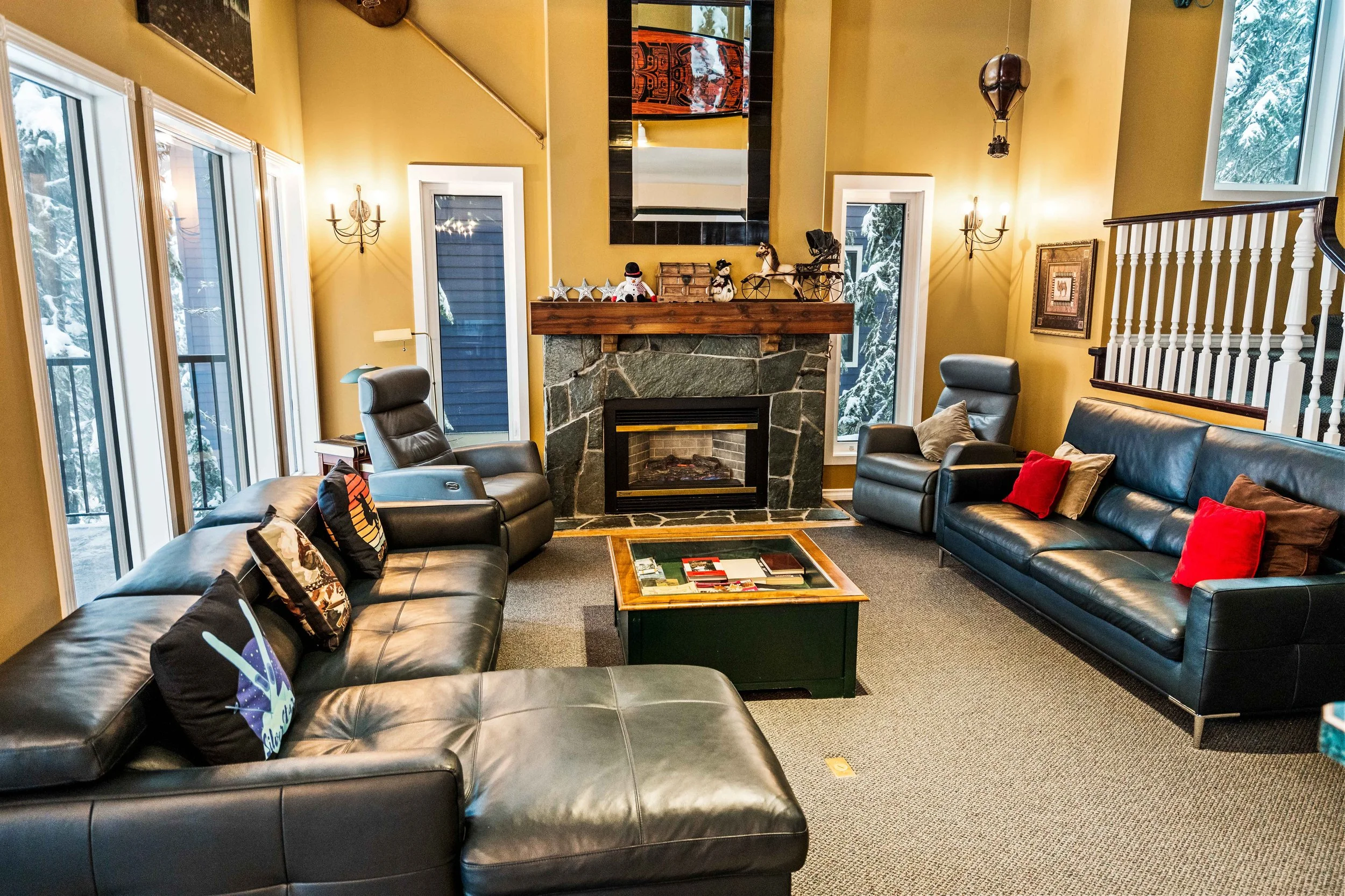 Living Area.jpg