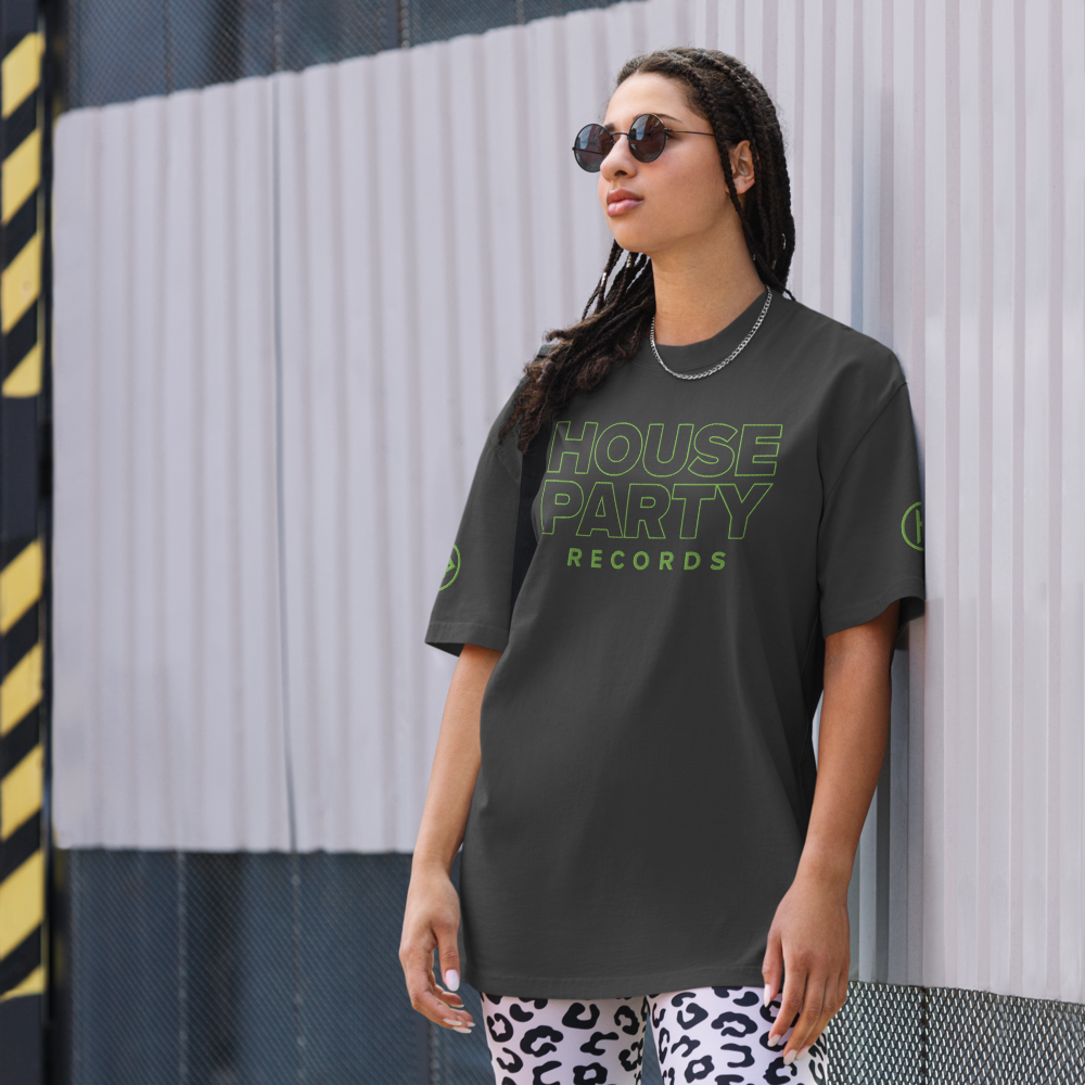oversized-faded-t-shirt-faded-black-front-6746a82ad6942.png