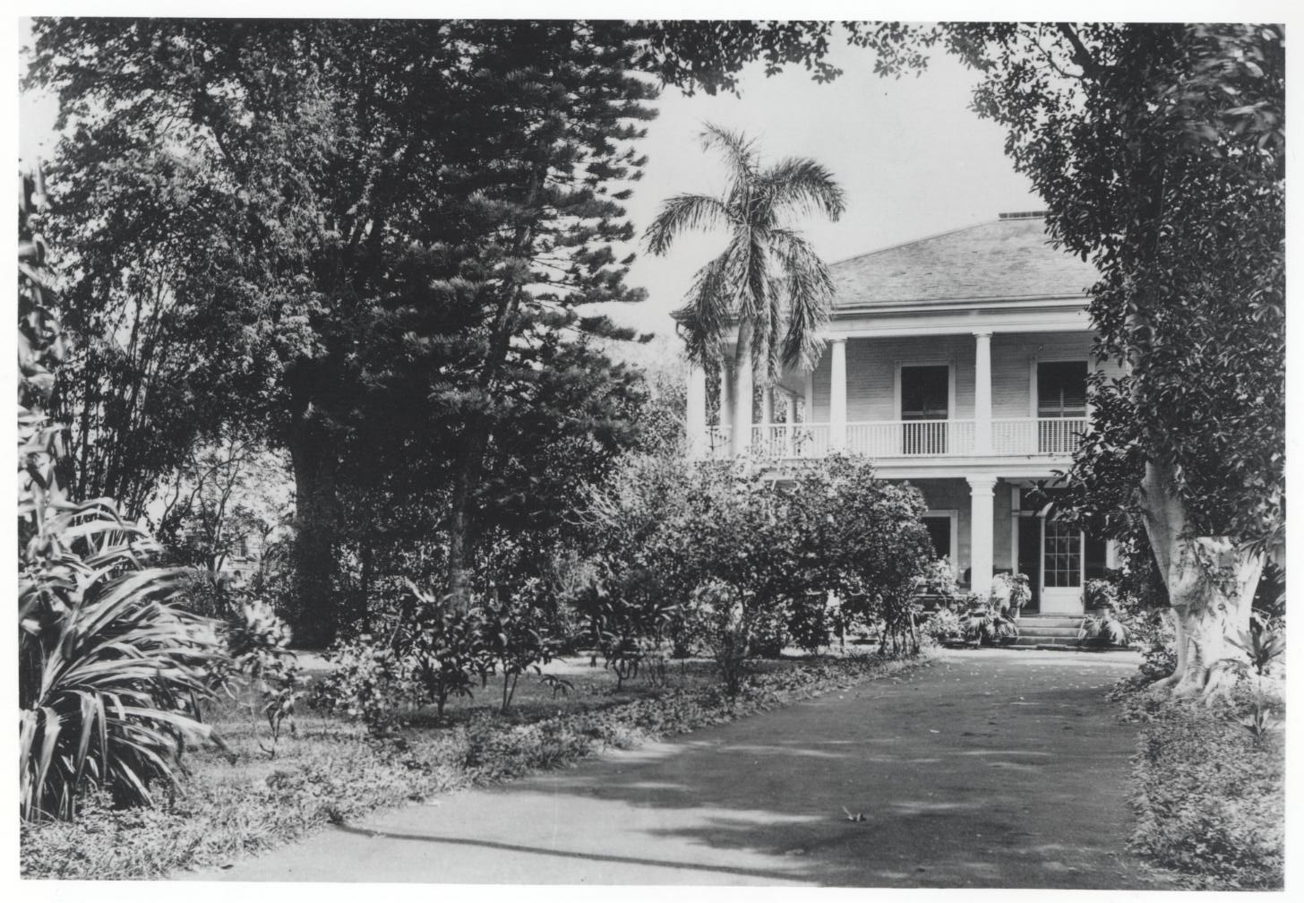   Front exterior.   Hawaii State Archives  