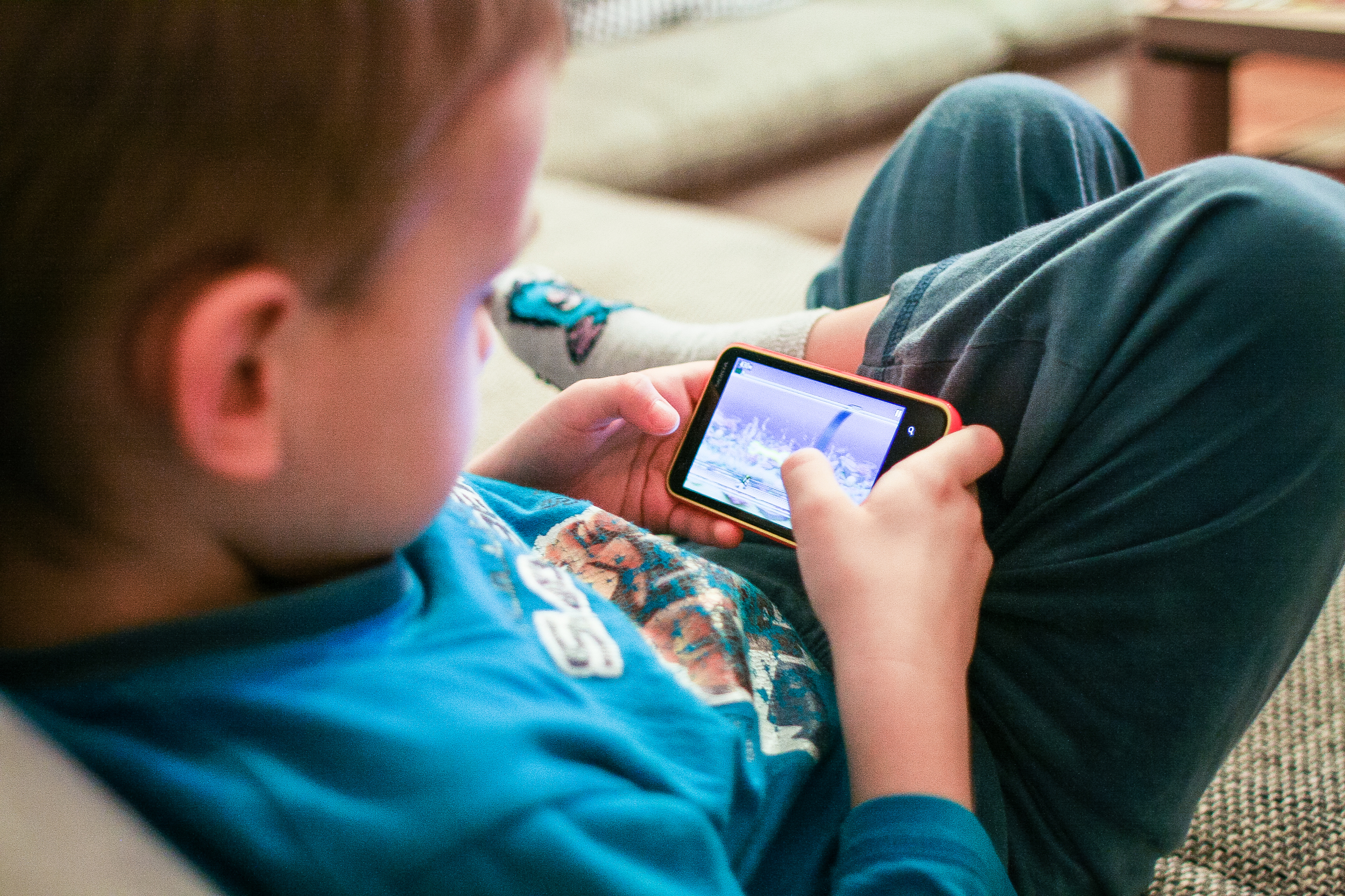 Poor Postural Habits Start Early in Life, Leading to Back Pain Later in Life