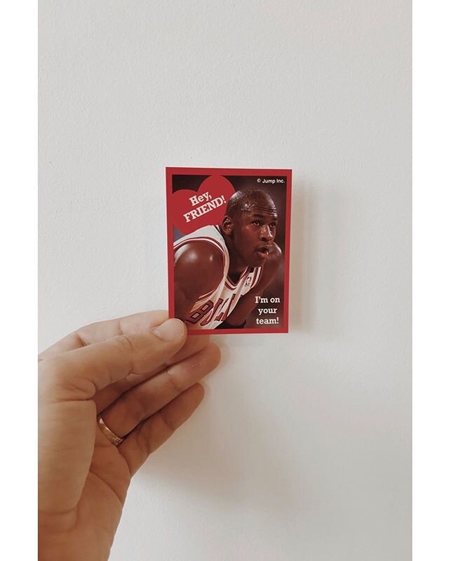 Recently found these old MJ Valentine&rsquo;s Day cards. Thought they seemed fun for thank you notes.
-
🏀
🗑
-
#lastdance