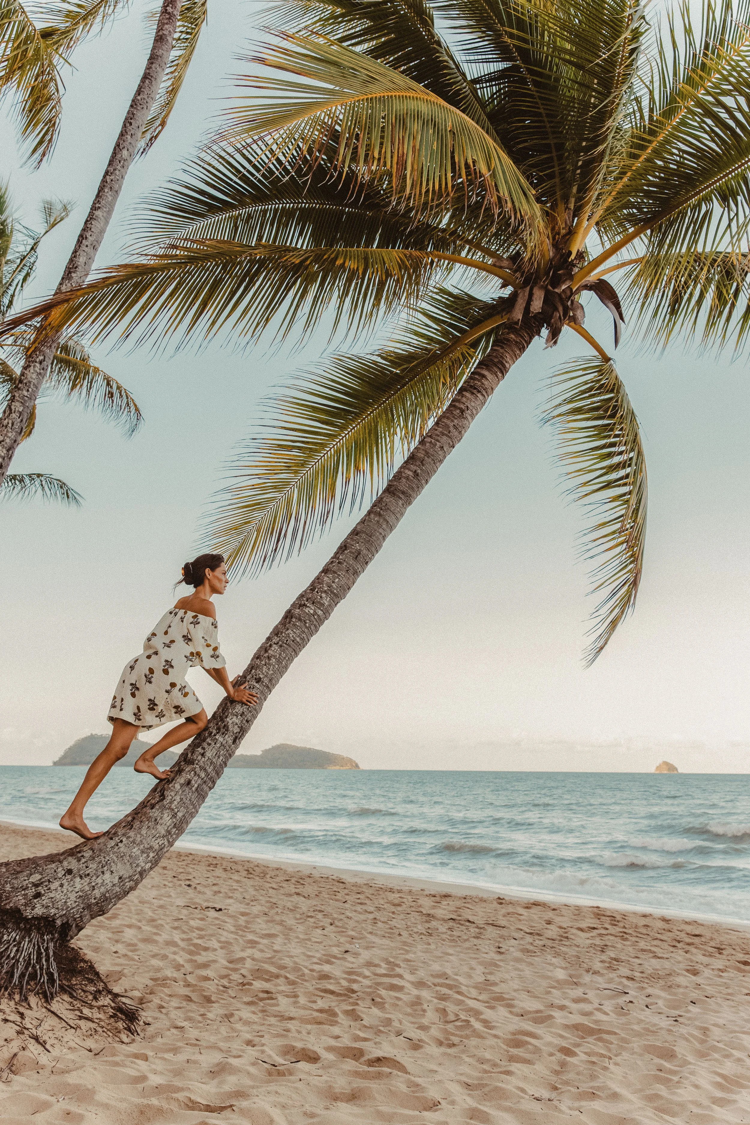 Daughters of india Tahnee X Anne - island-373-9.jpg