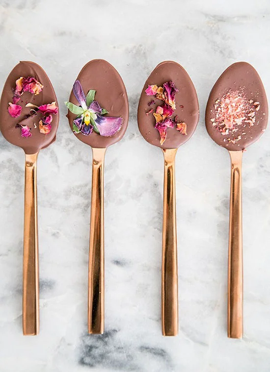 ChocolateDippedSpoons_5-1.jpg