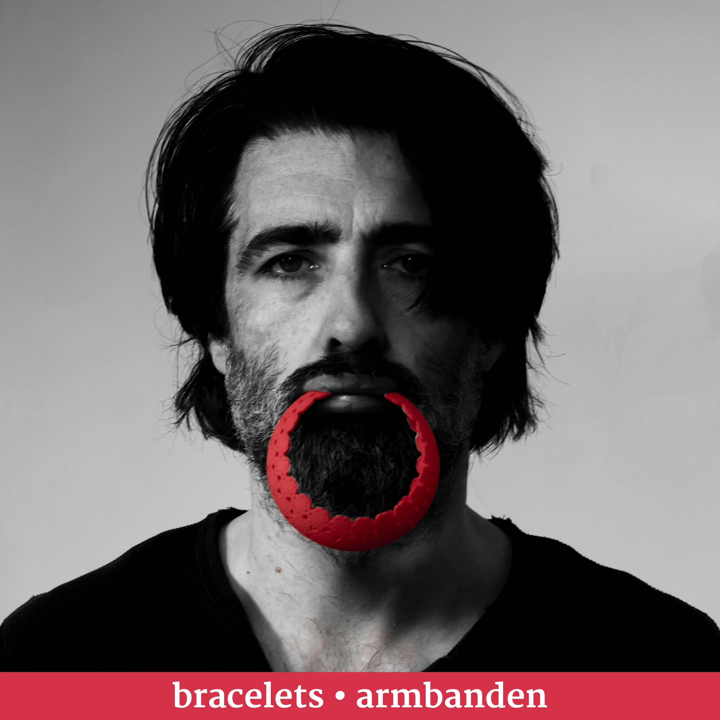 div-armbanden-portret.jpg