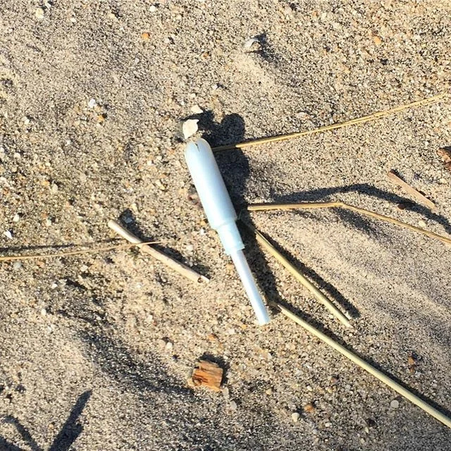 #TamponWednesday!! Wow! Thanks for leaving your #pieceofcrap at my beach today @ubykotex @playtexsport and @tampax ! #Singleuse items shouldn't live forever at my beach! #getthiscrapoffmybeach tell your customers to #reducereuserecycle or make your a