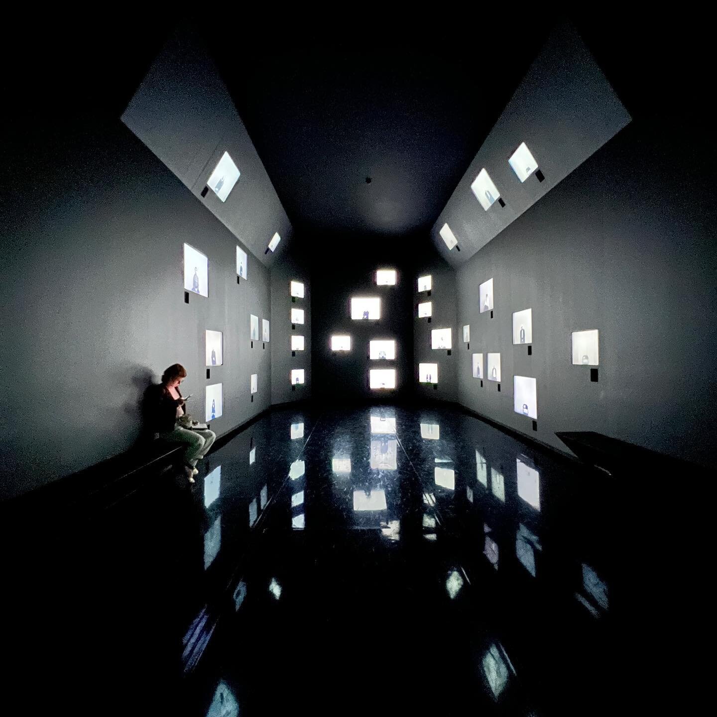 #fondazioneprada #humanbrains #itbeginswithanidea #exhibit #venice
