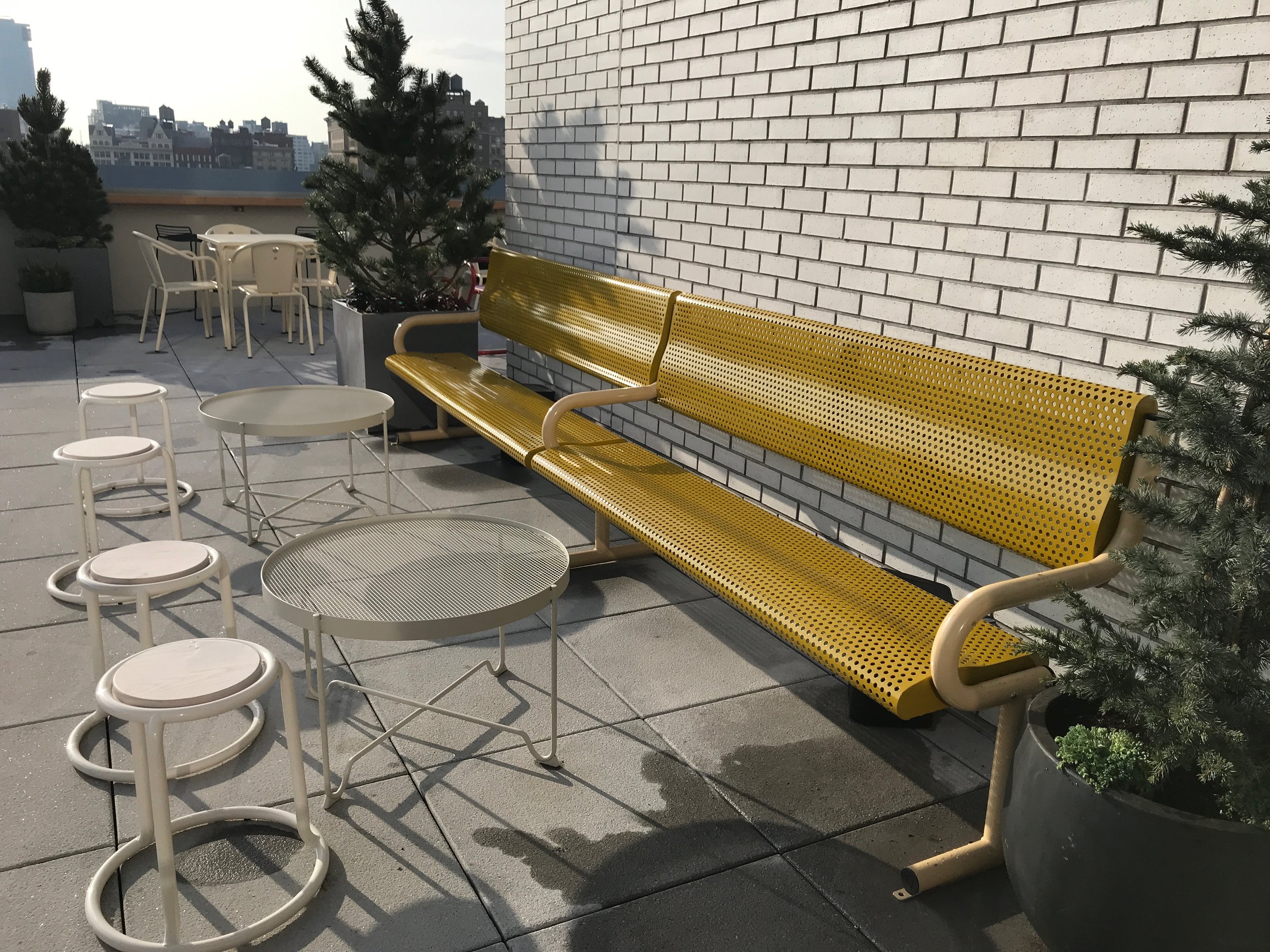 SC_Roofbar ext bench.JPG