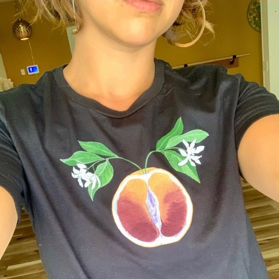 We did a sweet little seven color print for our friend @ricaloo of her art pretty amped out how it came out. #grapefruit #screenprinting #fruitart