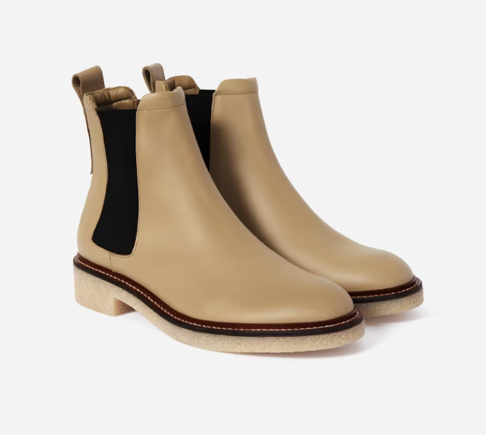 Everlane Italian Leather Chelsea Boot in Biscuit 
