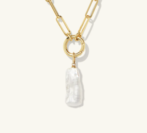 Mejuri Biwa Pearl Charm