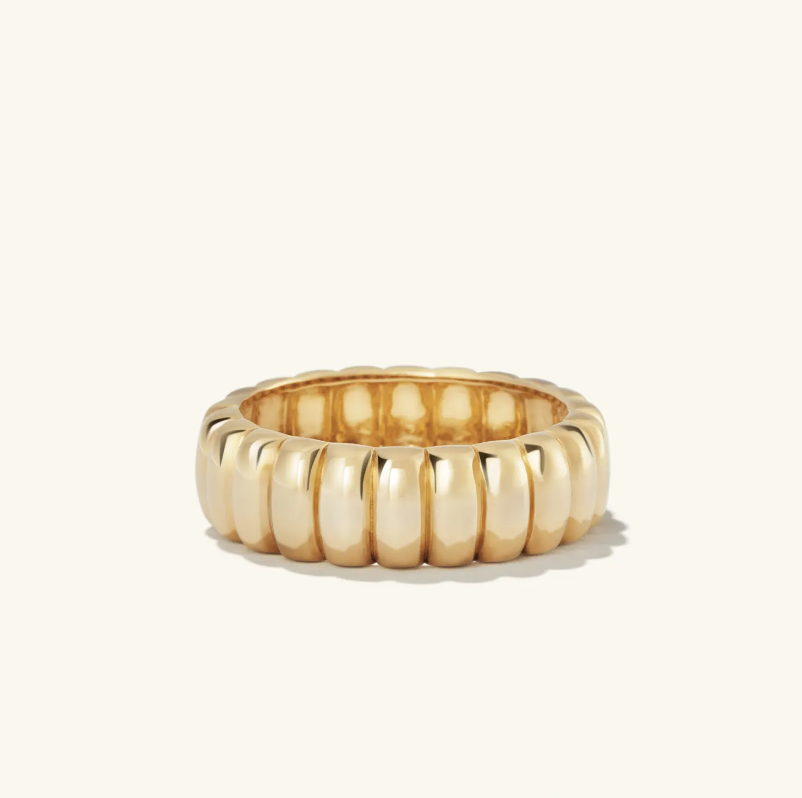 Mejuri Charlotte Ring