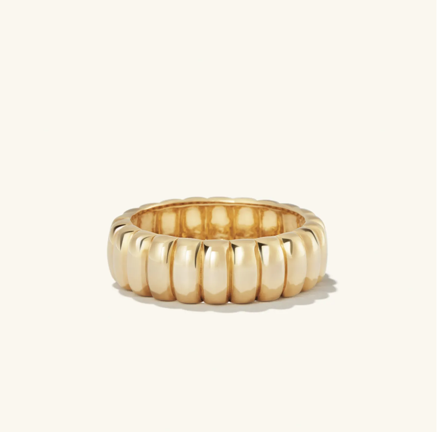 Mejuri Charlotte Ring