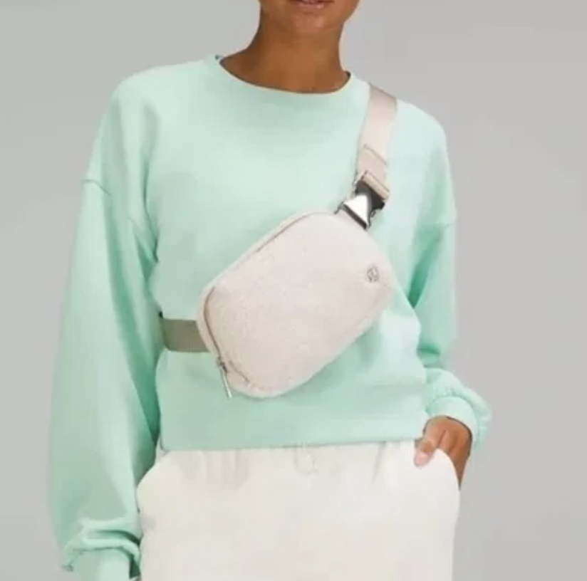 Lulu Lemon Everywhere Fleece Belt Bag
