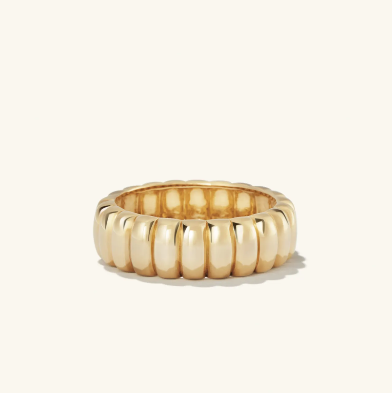 Mejuri Charlotte Ring