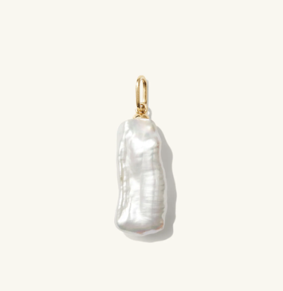 Mejuri Biwa Pearl Charm