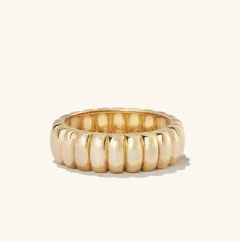 Mejuri Charlotte Ring