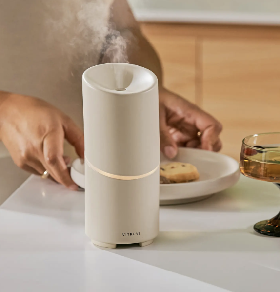 Vitruvi Move Essential Oil Diffuser 