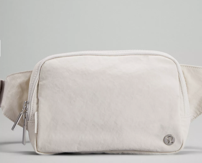 Lululemon Everywhere Belt Bag 2L